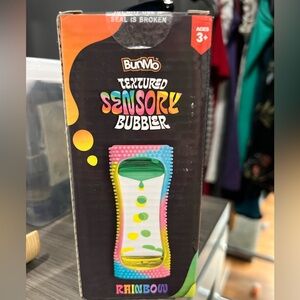 NWT fun, textured Sensory Bubbler